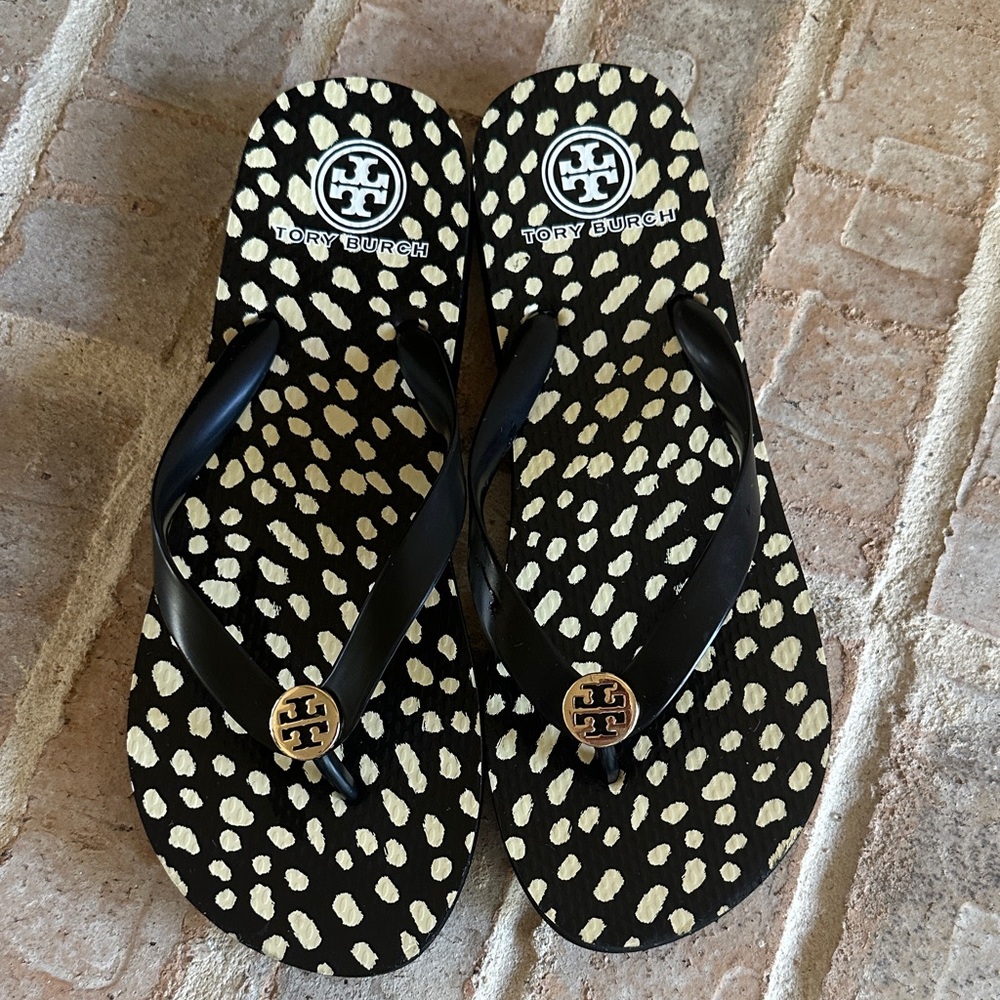 Tory Burch 9.5 10 Black and Cream Polka Dot Sandals